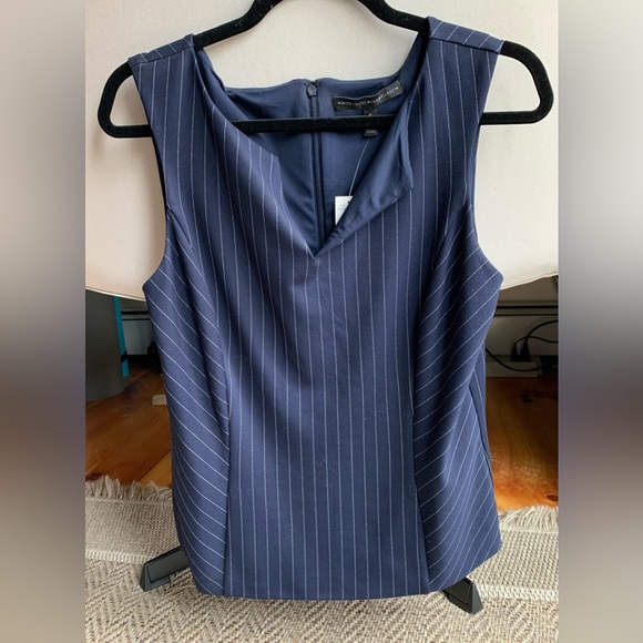 White House Black Market Sleeveless Navy Blue Pinstripe Bodice Top, size 8 - Picture 2 of 6
